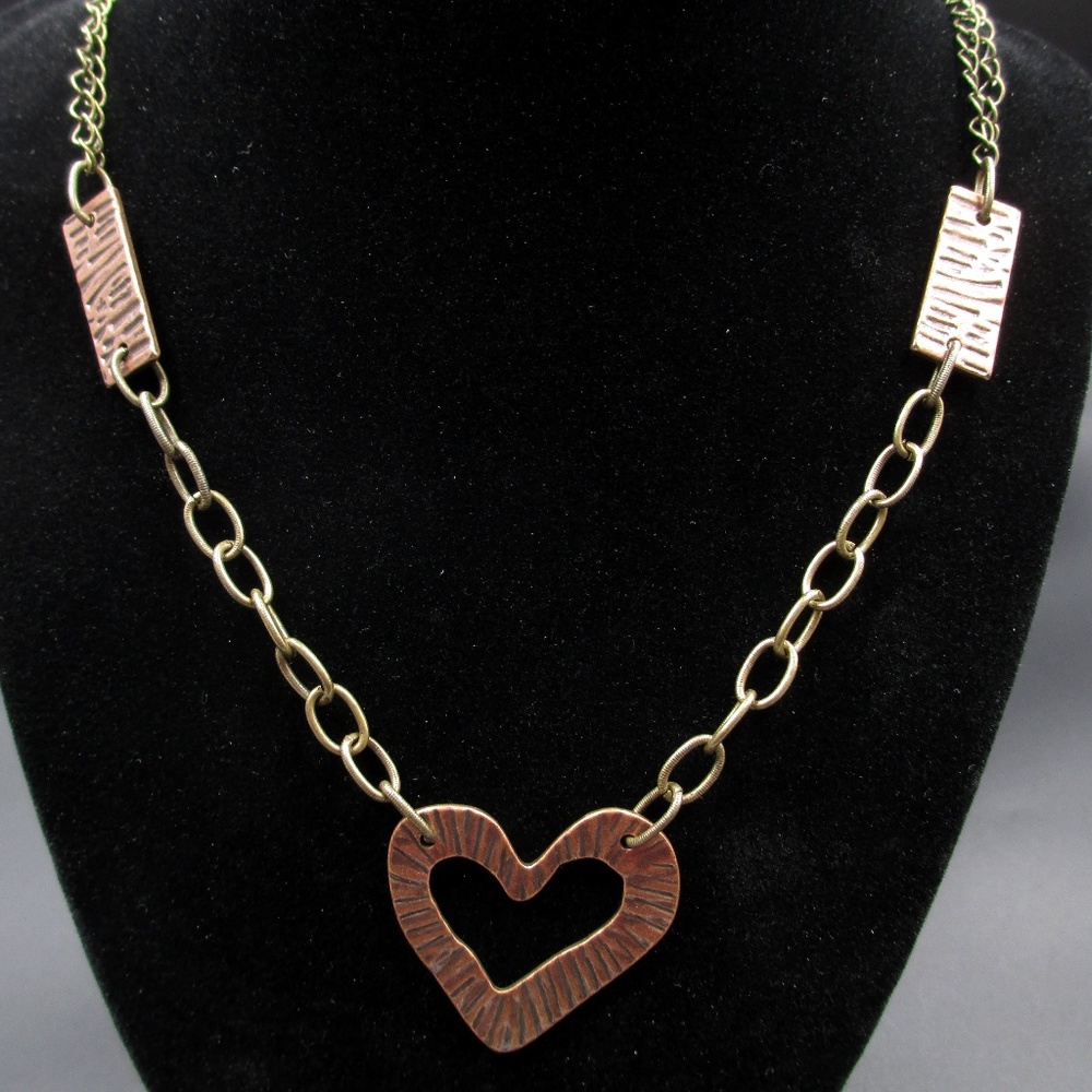 25 Inch Copper Tone Rustic Heart Pendant Necklace - Picture 1 of 8